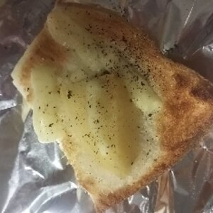 簡単＊トースト　〜りんごとチーズ〜